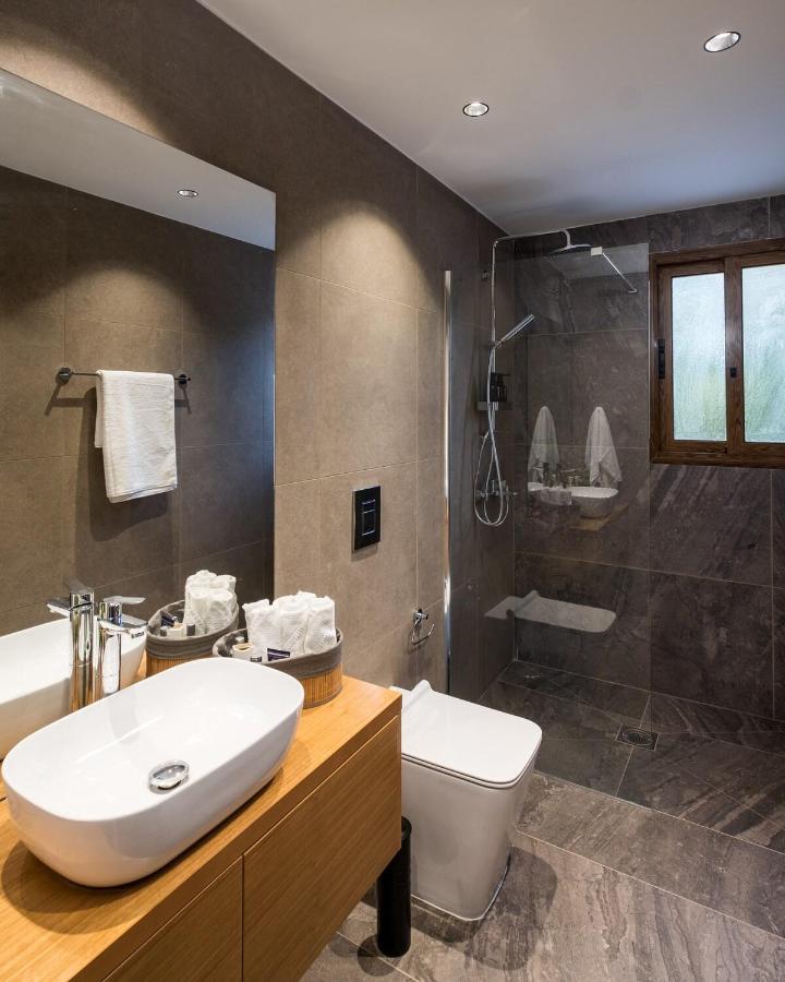 Cocoon Luxury Villa In Coral Bay-3 Min To Beach 페이야 외부 사진